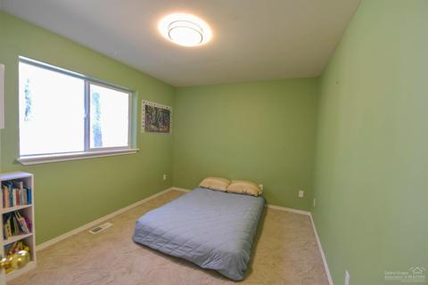 17167 Merced Rd, Bend, OR 97707 photo 6