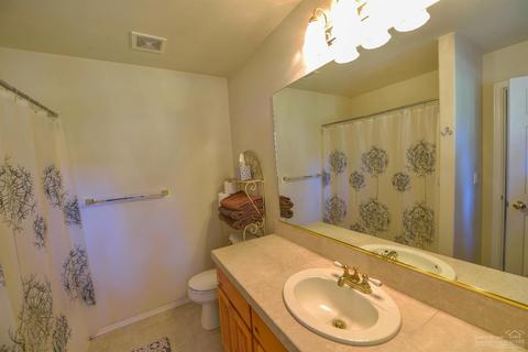 17167 Merced Rd, Bend, OR 97707 photo 9