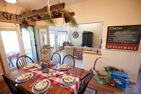 715 Nutcracker Dr, Redmond, OR 97756 photo 9