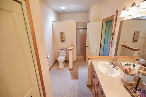 715 Nutcracker Dr, Redmond, OR 97756 photo 18
