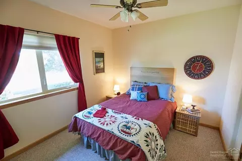 715 Nutcracker Dr, Redmond, OR 97756 photo 19