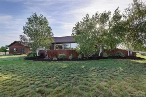 17614 Plainview Rd, Bend, OR 97703 photo 4