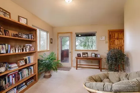 17614 Plainview Rd, Bend, OR 97703 photo 5