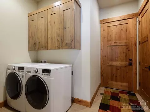 60445 Snap Shot Loop, Bend, OR 97702 photo 19