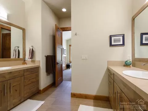 60445 Snap Shot Loop, Bend, OR 97702 photo 12