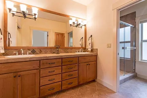61457 Linton Loop, Bend, OR 97702 photo 11