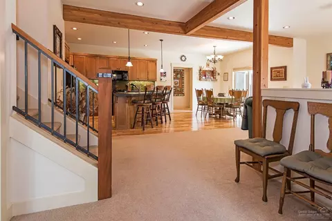 61457 Linton Loop, Bend, OR 97702 photo 4