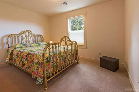 61457 Linton Loop, Bend, OR 97702 photo 19
