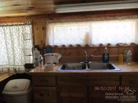 1764 Cheryl Dr, La Pine, OR 97739 photo 3