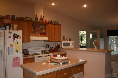 15920 Wright Ave, La Pine, OR 97739 photo 11