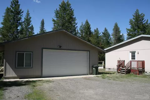 15920 Wright Ave, La Pine, OR 97739 photo 4