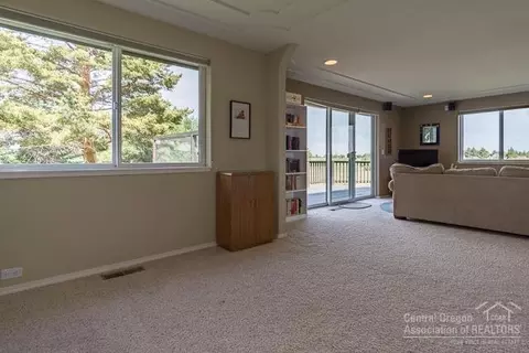 22522 Rickard Rd, Bend, OR 97702 photo 13