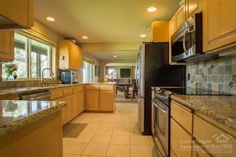 22522 Rickard Rd, Bend, OR 97702 photo 10