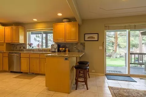 22522 Rickard Rd, Bend, OR 97702 photo 9