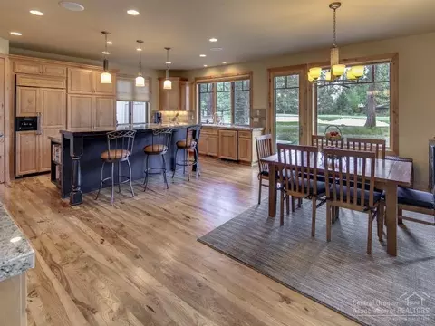 61460 Tam Mcarthur Loop, Bend, OR 97702 photo 8