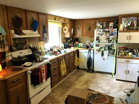 51872 Pine Loop Dr, La Pine, OR 97739 photo 3