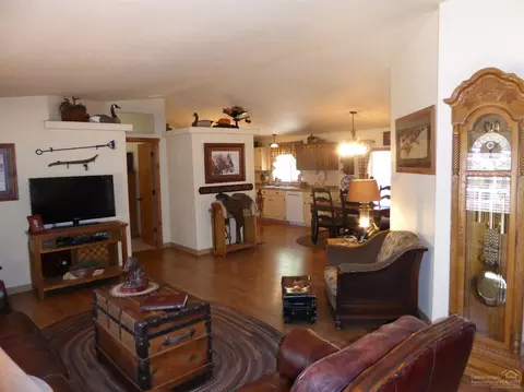 15210 Ponderosa Loop, La Pine, OR 97739 photo 8