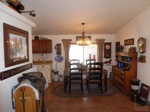 15210 Ponderosa Loop, La Pine, OR 97739 photo 9