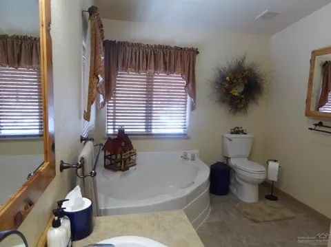 15210 Ponderosa Loop, La Pine, OR 97739 photo 18