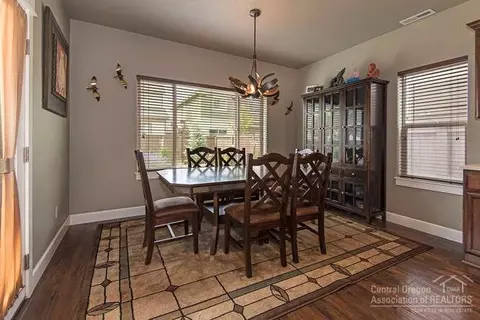 21383 NE Nolan Ct, Bend, OR 97701 photo 5