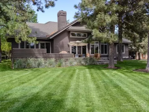 19560 Blue Lake Loop, Bend, OR 97702 photo 3