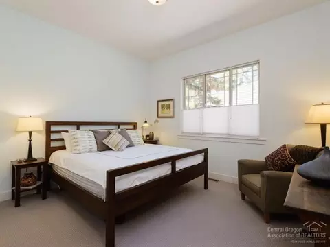 19560 Blue Lake Loop, Bend, OR 97702 photo 16
