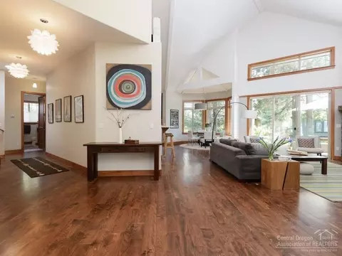 19560 Blue Lake Loop, Bend, OR 97702 photo 21