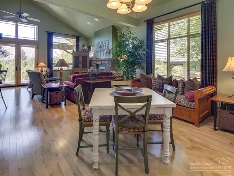 204 NW Phils Loop, Bend, OR 97701 photo 10