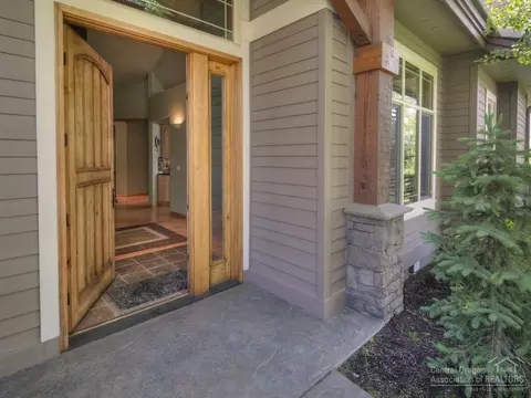 204 NW Phils Loop, Bend, OR 97701 photo 7