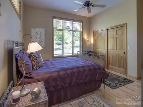 204 NW Phils Loop, Bend, OR 97701 photo 23