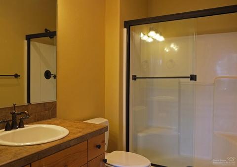 20470 SE Jacklight Ln, Bend, OR 97702 photo 10