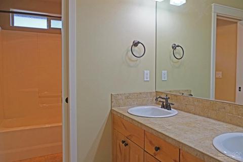 20470 SE Jacklight Ln, Bend, OR 97702 photo 14