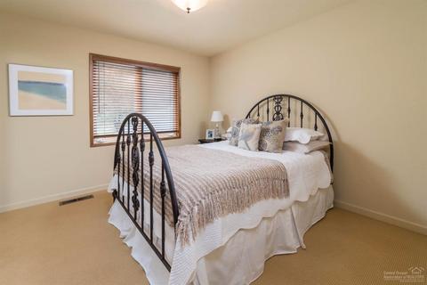 18871 Baker Rd, Bend, OR 97702 photo 17