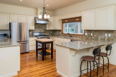 18871 Baker Rd, Bend, OR 97702 photo 10