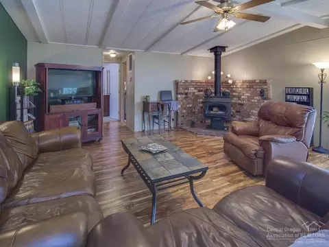 64847 Grande Loop, Bend, OR 97701 photo 9