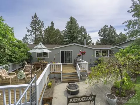 64847 Grande Loop, Bend, OR 97701 photo 1