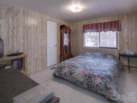 64847 Grande Loop, Bend, OR 97701 photo 16