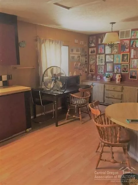 148508 Mabel Dr, La Pine, OR 97739 photo 9