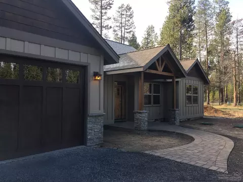 56078 Sandpiper Rd, Bend, OR 97707 photo 1