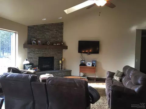 56078 Sandpiper Rd, Bend, OR 97707 photo 5