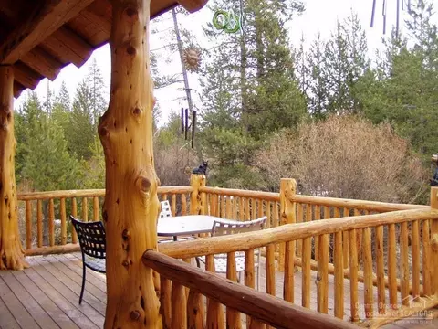 53740 Hidden Glen Ct, La Pine, OR 97739 photo 3