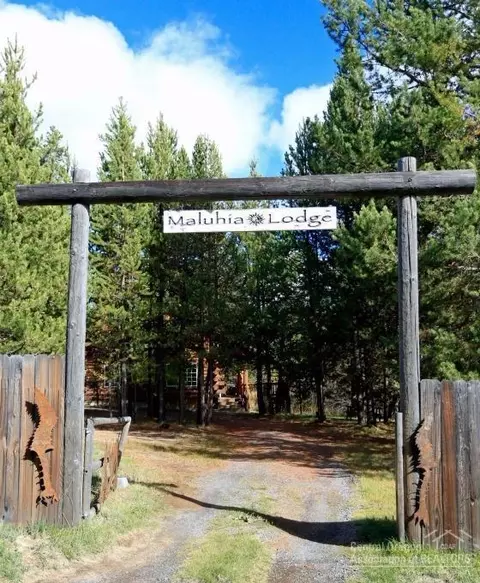 53740 Hidden Glen Ct, La Pine, OR 97739 photo 1