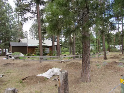 1953 Rector Dr, La Pine, OR 97739 photo 5