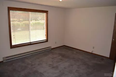 61517 Milo Ave, Bend, OR 97702 photo 5