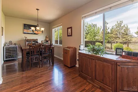 63147 Dakota Dr, Bend, OR 97701 photo 8