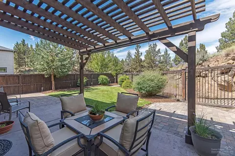63147 Dakota Dr, Bend, OR 97701 photo 18