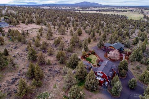 21304 Gift Pl, Bend, OR 97701 photo 2