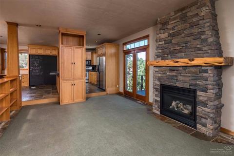 21304 Gift Pl, Bend, OR 97701 photo 9