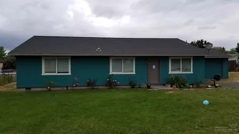 717 Viewpoint Dr, Culver, OR 97734 photo 1