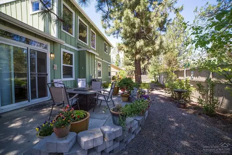 19533 Fishhawk Loop, Bend, OR 97702 photo 15